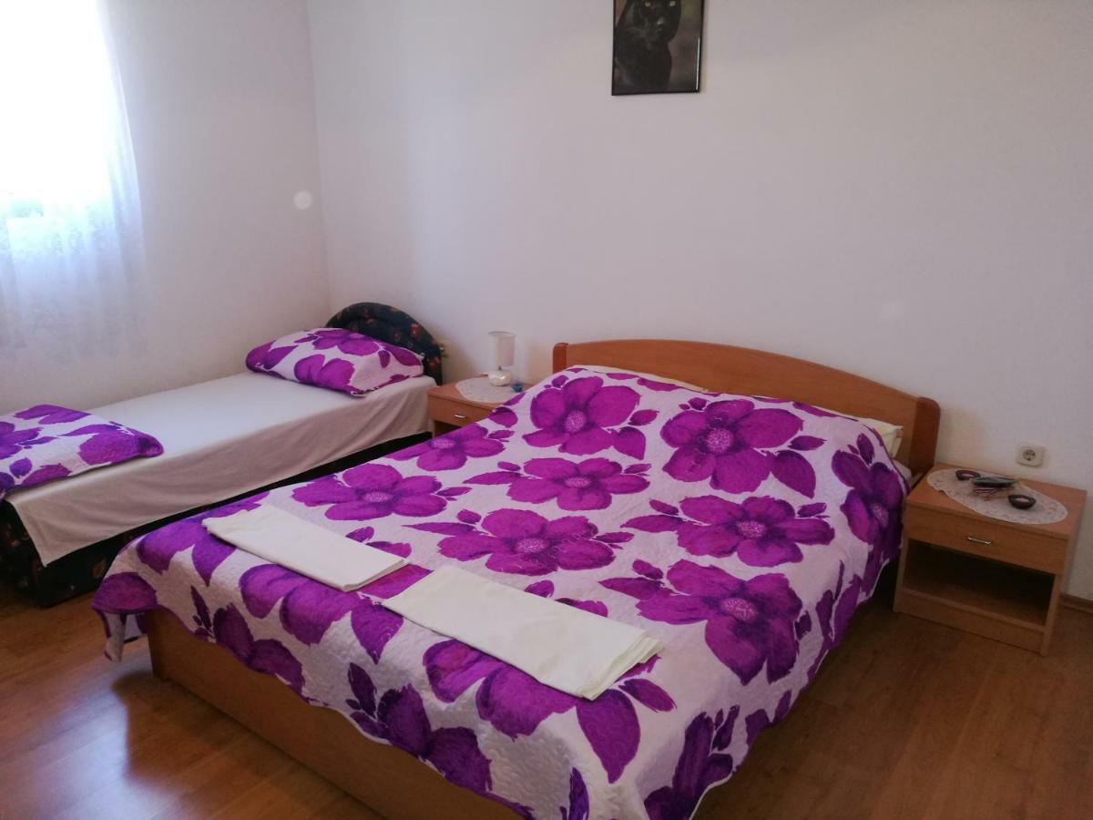 Apartman Ban Бродарика Екстериор снимка